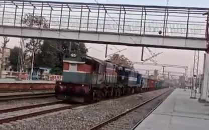 India, treno percorre settanta chilometri senza conducente. VIDEO