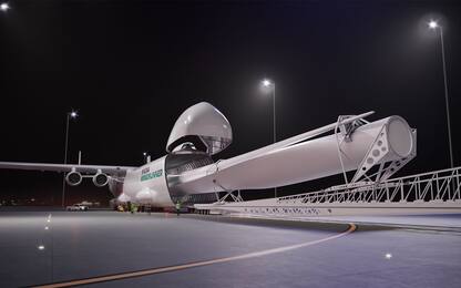 WindRunner, l'aereo più grande del mondo per trasportare pale eoliche
