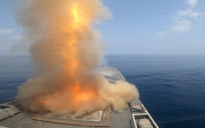 Mar Rosso, missili Houthi intercettati da flotta Ue: è la prima volta