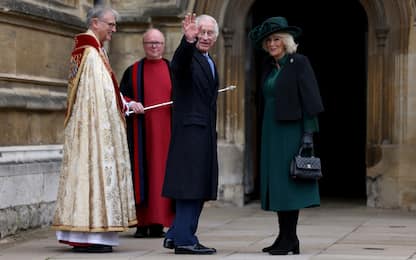 Re Carlo e la Regina Camilla alla messa di Pasqua a Windsor. FOTO