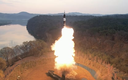Corea del Nord, testato con successo un missile ipersonico
