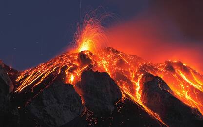 Indonesia, eruzione vulcano Ruang: diramata allerta Tsunami