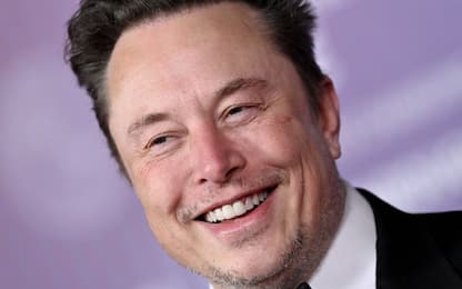 Elon Musk rifiuta di eliminare da X il video dell'attacco a Sydney
