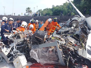 Malesia, due elicotteri si scontrato durante addestramento: 10 morti
