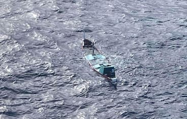 Canarie, barca di migranti naufraga al largo: decine di dispersi