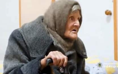 Ucraina, donna 98 anni fa 10 chilometri a piedi per lasciare Donbass