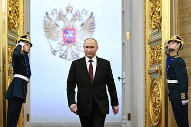 Russia, presidente Putin: "Non rifiutiamo dialogo con l'Occidente"
