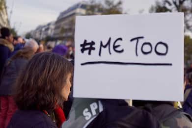 Metoo, 100 celebrità unite per una legge contro violenza sessuale