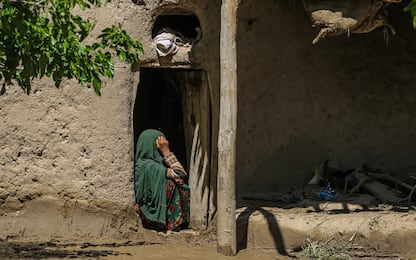 Afghanistan, apartheid di genere contro le donne. Pangea: indigniamoci