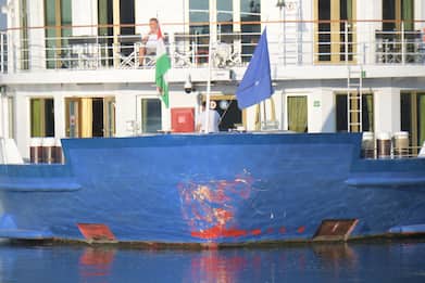 Ungheria, scontro fra barche sul Danubio: 2 morti e 5 dispersi