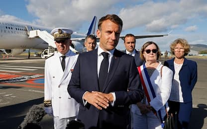 Macron in Nuova Caledonia: "Aperti al dialogo ma cessi il Far West"