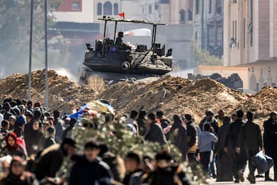 Israele-Hamas, media: "Tank Tel Aviv a Rafah". Oggi riunione Onu. LIVE
