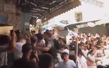 Israele, tensioni durante la marcia nel Giorno di Gerusalemme. VIDEO