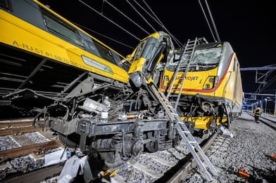 Incidente ferroviario in Repubblica Ceca, almeno 4 morti. VIDEO