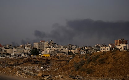 Media: 5 persone uccise in bombardamenti israeliani a Gaza City. LIVE