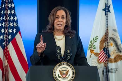 Kamala Harris, chi è la donna dei primati designata da Biden