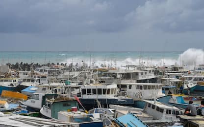 Caraibi, uragano Beryl verso Giamaica: si rafforza a categoria 5