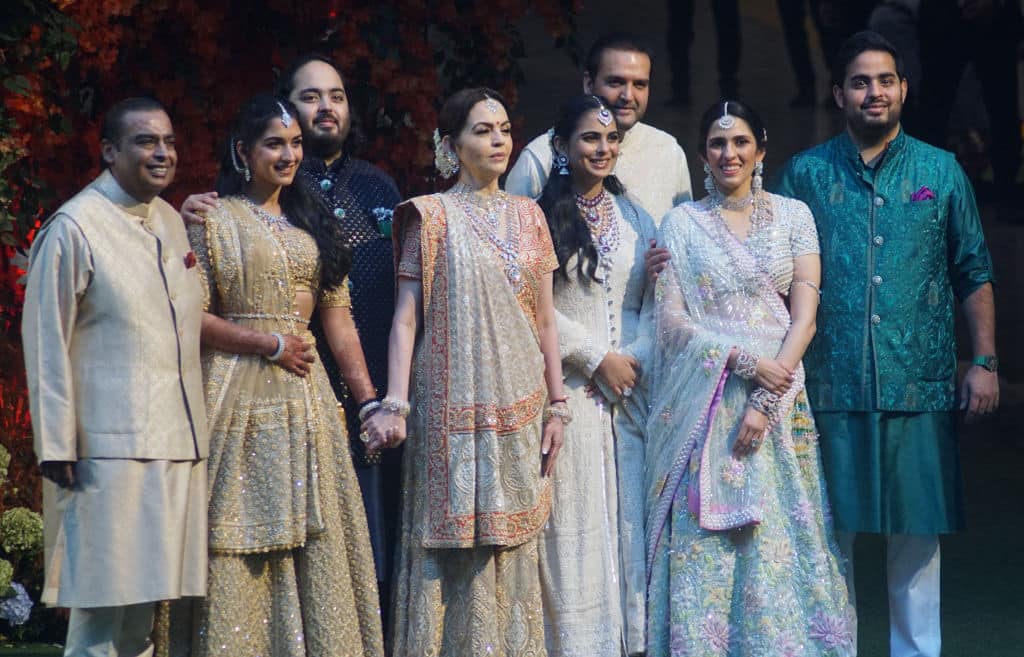 La festa di fidanzamento tra Anant Ambani e Radhika Merchant