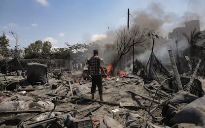 Hamas, il bilancio del raid a Gaza: almeno 70 morti. LIVE