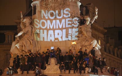 Charlie Hebdo, 6 anni fa l'attentato: storia della strage in 15 foto