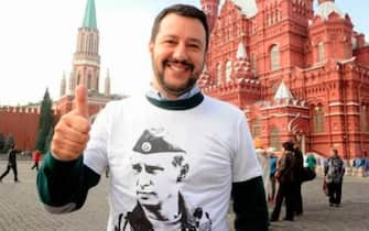 Salvini with Putin's shirt in Moscow 