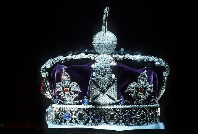 Diadema con strass in oro a forma di cuore / principessa
