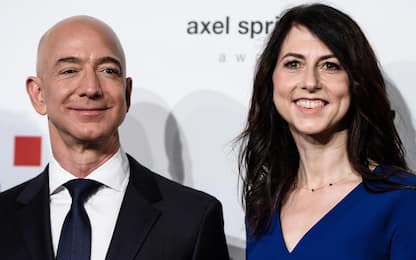 Bezos, l'ex moglie MacKenzie dona 2,7 miliardi in beneficenza