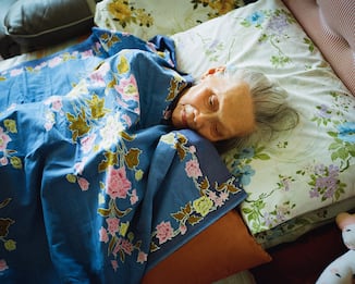 Fotografare l'Alzheimer per non dimenticare. Immagini di Anne Moffat