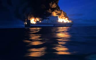 Il traghetto della Grimaldi a bordo del quale si è sviluppato un incendio, 18 febbraio 2022. ANSA/ UFFICIO STAMPA ++HO - NO SALES EDITORIAL USE ONLY++