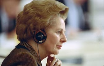 British Prime Minister Margaret Thatcher attends the OSCE summit, Organization for Security and Co-operation in Europe, on November 21, 1990 in Paris.
European governments, Canada, the United States and the Soviet Union meet in Paris from 1921 November 1990 to sign the Charter of Paris for a New Europe to reduce the conventional weapons in Europe, turn the page of the Cold War, the fall of communim and validate the German reunification. (Photo by Jean-Loup GAUTREAU and - / AFP) (Photo by JEAN-LOUP GAUTREAU/AFP via Getty Images)