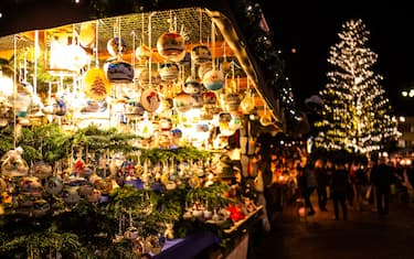 BOZEN, ITALY - DECEMBER 19: The Christmas Market of Walther Plaze on December 19, 2019 in Bozen, Italy. (Photo by Roberto Finizio/Getty Images)