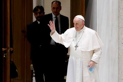 Papa Francesco: “Le tasse sono segno di legalità e giustizia”