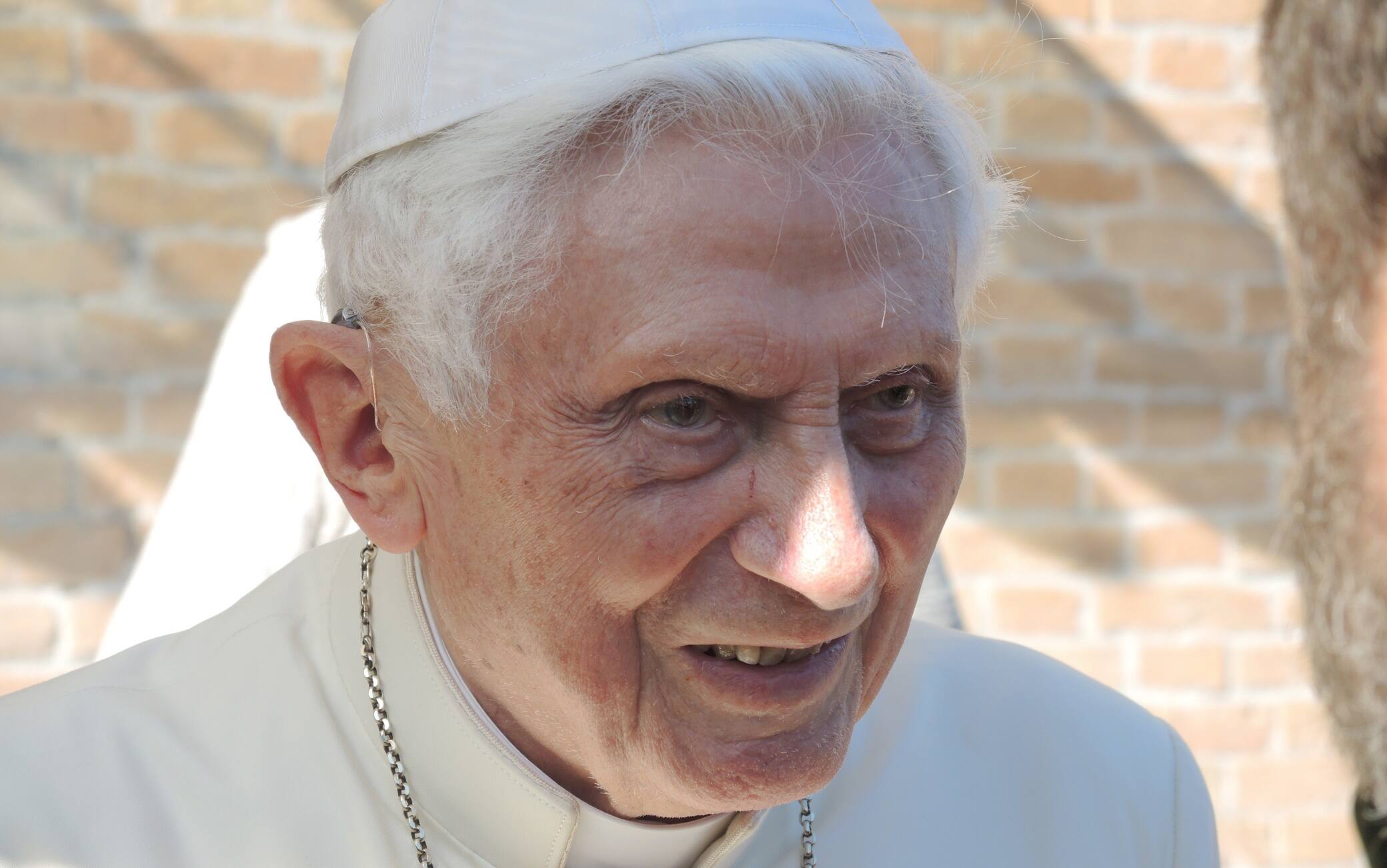 Retired Pope Benedict XVI in the Vatican Garden in Vatican City, 17 April 2017. Benedict is celebrating his 90th birthday and received visitors from Bavaria, the German state from which he hails. His actual birthday was celebrated with a small circle of intimates including his older brother Georg, his private secreatary and his housekeeper. Photo: Lena Klimkeit/dpa