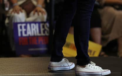 Non solo Kamala, ecco i politici che amano le sneakers. FOTO