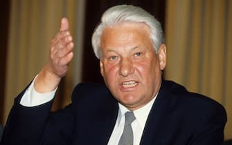 Russian politician Boris Yeltsin (1931 - 2007) in London, 27th April 1990.  (Photo by Georges De Keerle/Getty Images)