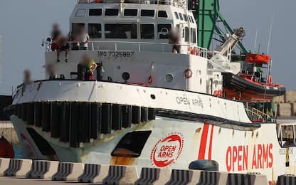 Open Arms localizza gommone tra Sicilia e Tunisia, 38 persone a bordo
