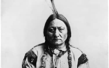 1884:  Sitting Bull or Tatanka Yotaka (c.1834 - 1890), a Hunkpapa Lakota Sioux and spiritual leader who led his tribe in their resistance to the white settlers. He was assassinated in 1890 by US officials, who saw him as a threat to their authority. Original Artist: By Palmquist & Jurgens.  (Photo by MPI/Getty Images)