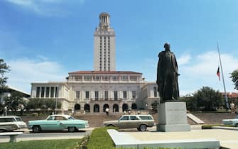 (Original Caption) General view of the Tower Building on the campus of the University of Texas where sniper Charles Whitman staged a wild shooting spree, August 1st. During the 90-minute midday demonstration, Whitman, 25, killed 15 persons and wounded 33 others.