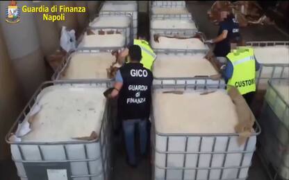 Salerno, sequestrate 14 tonnellate di droga prodotta dall'Isis
