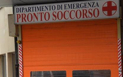 Vittoria, aggressione in ospedale: 3 sanitari feriti da parenti malata