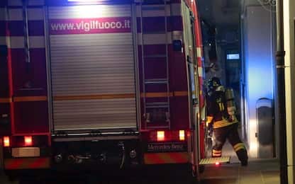 Incendio in cascina adibita a magazzino in provincia di Lodi