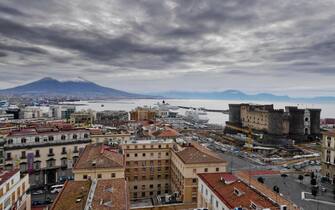The snow-covered Vesuvius visible from the city to the slopes of the volcano in Naples, Southern Italy,  20 March 2021. Eve of the first day of spring with  snow on Vesuvius in the Neapolitan area and also in the areas south of Salerno.
 ANSA/CIRO FUSCO