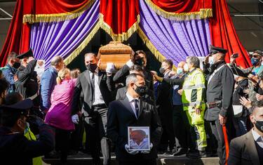 Funerali di Maurizio Cerrato, l’uomo ucciso a Torre Annunziata per questioni di parcheggio. Napoli 25 Aprile 2021  ANSA/CESARE ABBATE/
