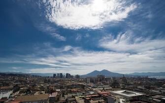 Napoli meteo Un percorso nel Duomo di Napoli tra affreschi restaurati e la panoramica dei tetti del centro storico di Napoli ,27 Giugno 2018 ANSA/CESARE ABBATE
