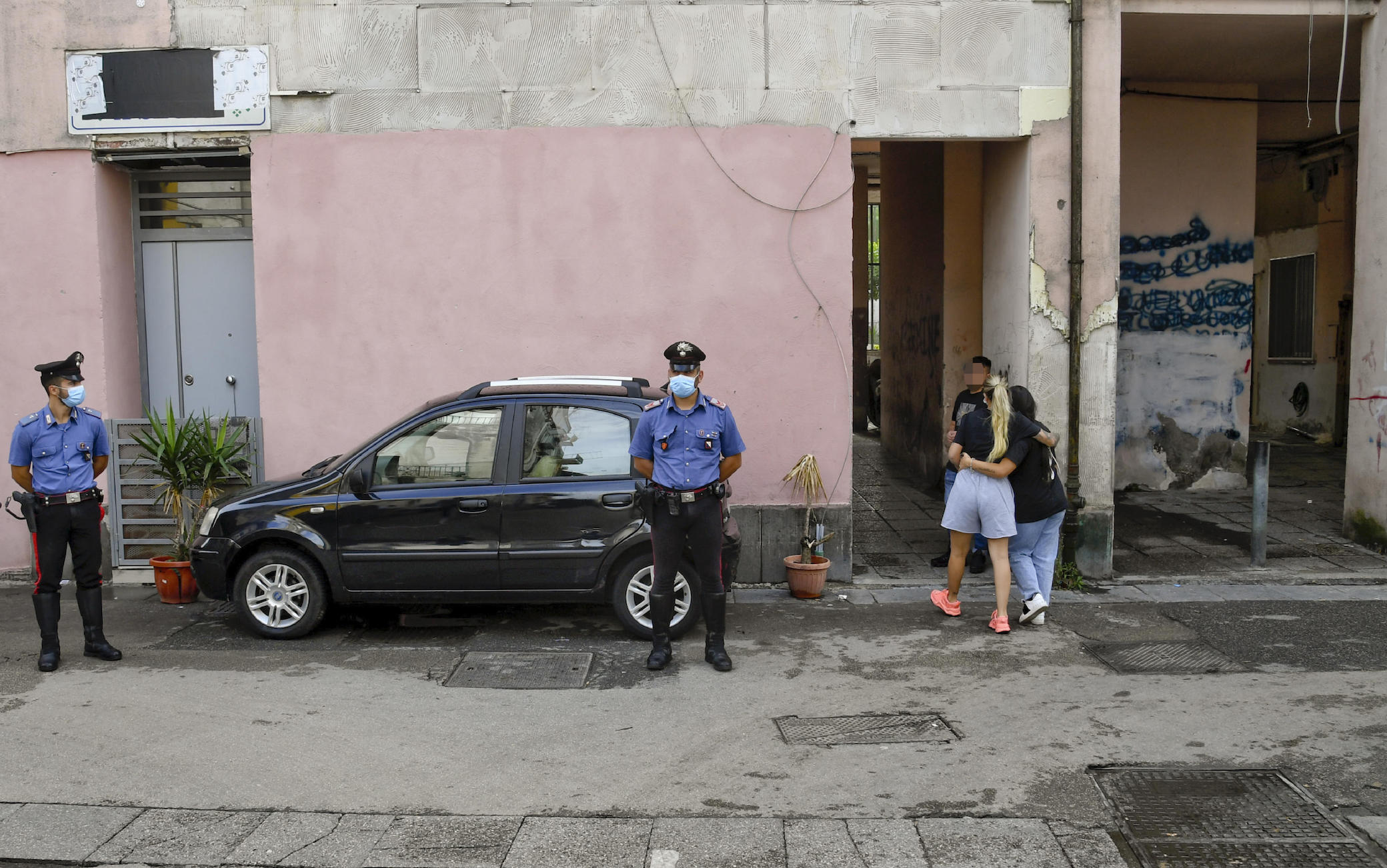 napoli 23enne ucciso a colpi di arma da fuoco nel quartiere ponticelli sky tg24