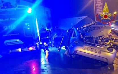 Incidente nell'Avellinese, auto esce di strada: due morti