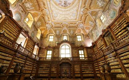 Napoli, dissequestrata dopo dieci anni la biblioteca dei Girolamini
