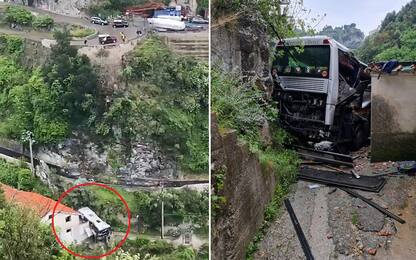 Bus turistico precipita a Ravello e fa volo di 20 metri, muore autista