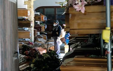 Palermo, emergenza cimitero Rotoli: 500 salme in attesa di inumazione