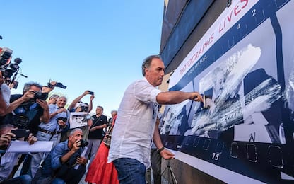 Palermo, flash mob dei fotografi: "Difendiamo il diritto d'autore"